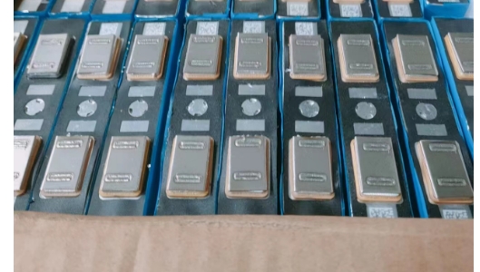 3000+ charge cycles 3.2V 27Ah LiFePO4 Battery 3000+ charge cycles 3.2V 27Ah LiFePO4 Battery